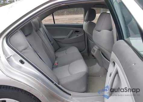 2011 Toyota Camry Le z USA, uszkodzony, nr VIN 4T1BF3EK0BU231376